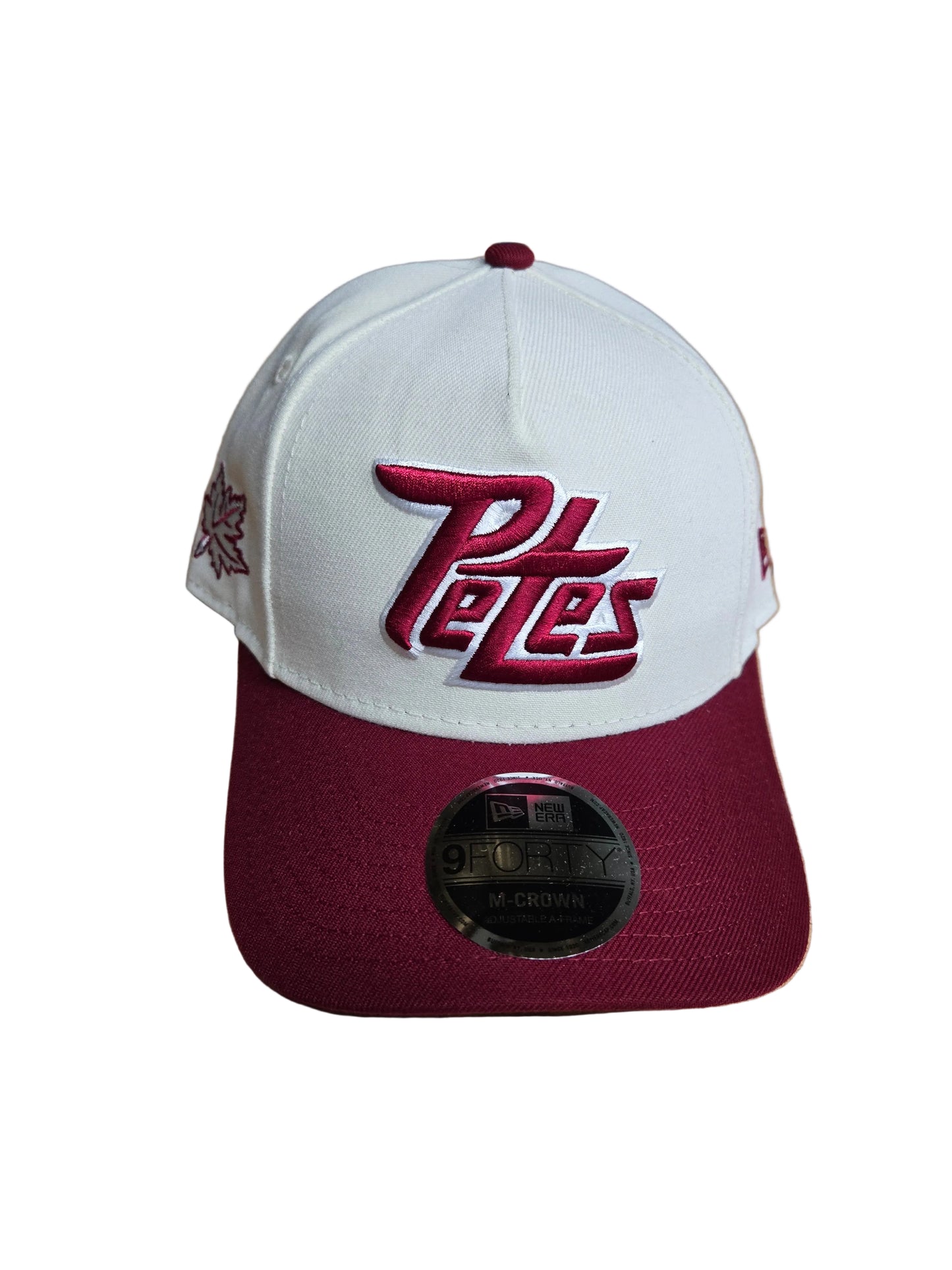 Two-tone cap with 'Petes' logo